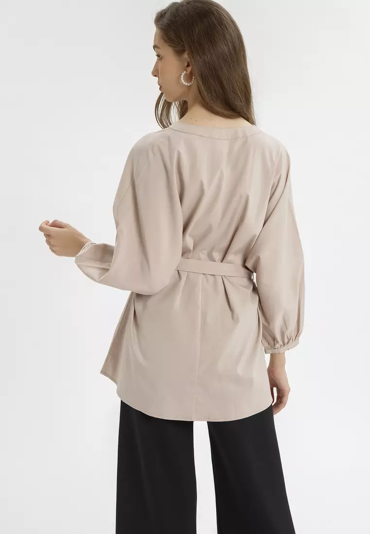 Minimal Bitna Blouse Latte