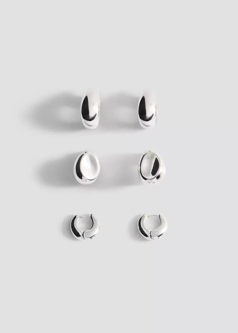 Set anting-anting campuran