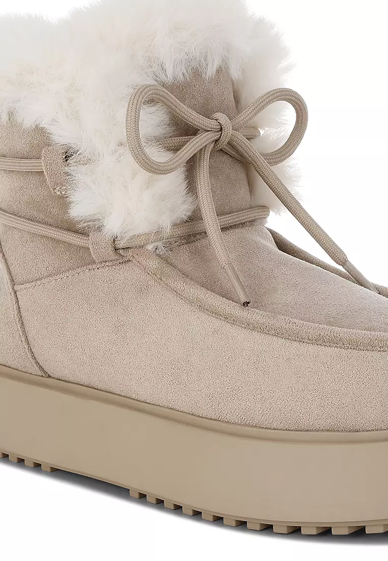 Faux Fur Collar Flatform Boots in Beige