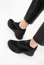 Black/Black.Y