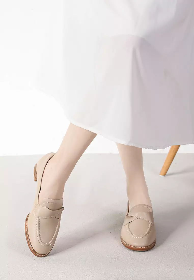 Pleated Strap Leather Loafers TH138-1