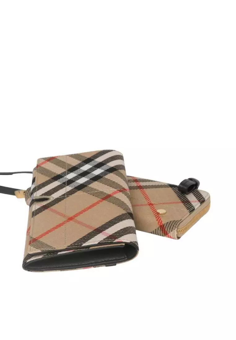 【BURBERRY】SNIP MULTI POUCH Buy BURBERRY Snip Multi Pouch Crossbody Bag 2025 Online | ZALORA