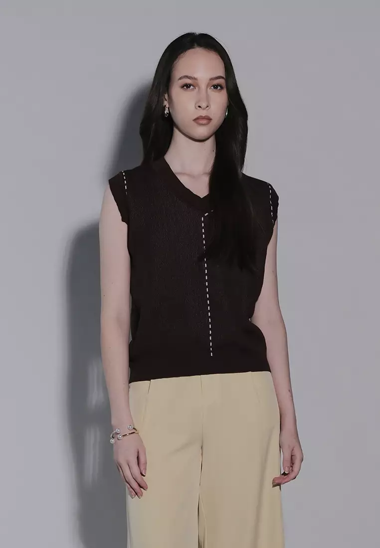 Holiday 2025 Izaya Sleeveless Top