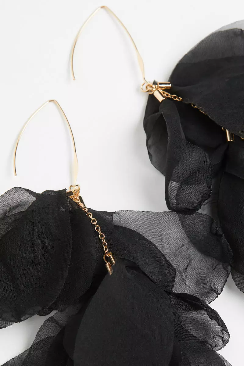 Pendant earrings