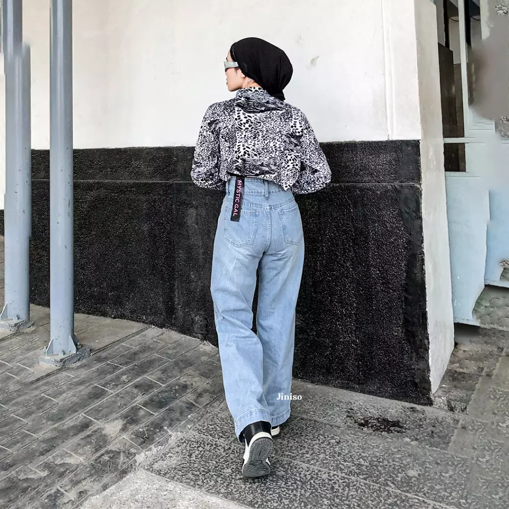 Highwaist Baggy Ripped Jeans 584 MYSTIC GAL