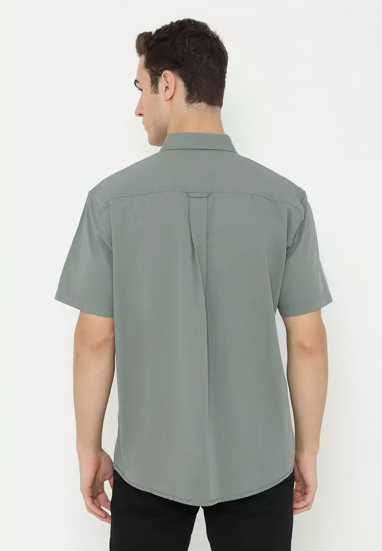 POLICE Kemeja Polos Cotton Regular Fit Lengan Pendek Pria