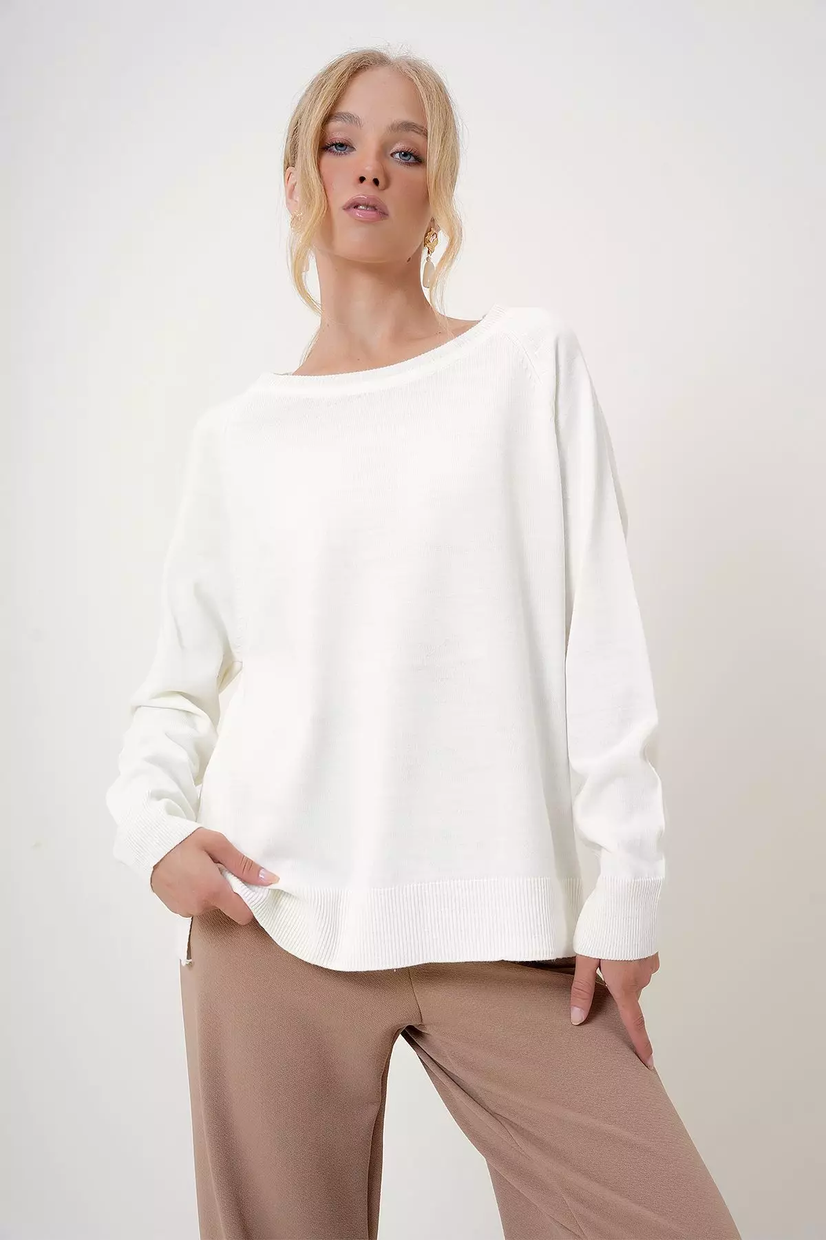 Boat Neck Blouse