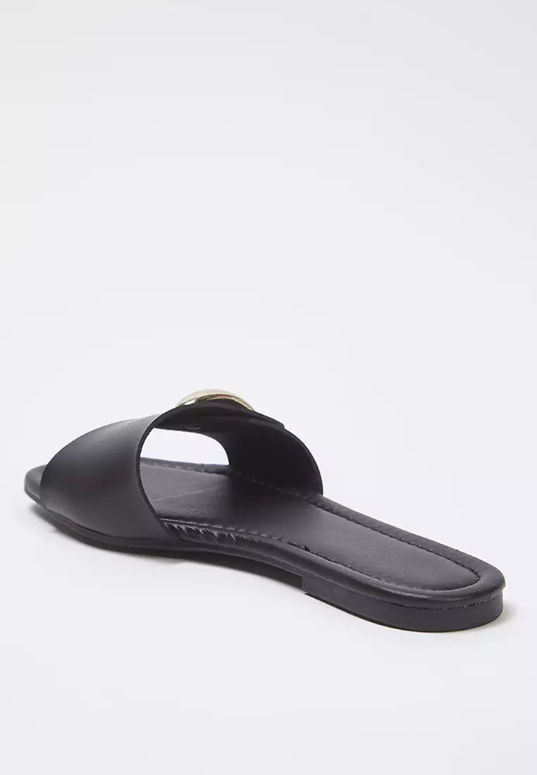 Black Metal Decorated Women's Stylish Slippers Takss25Te00041