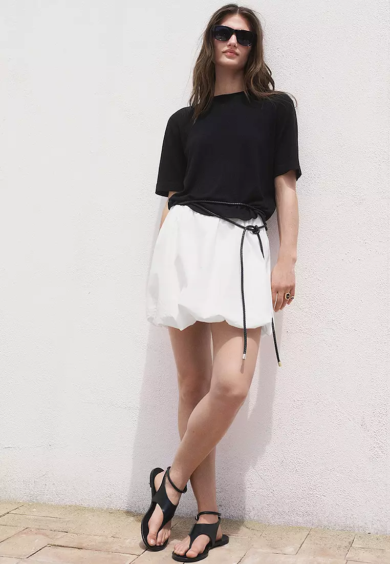 Short-Sleeved Fine-Knit Sweater