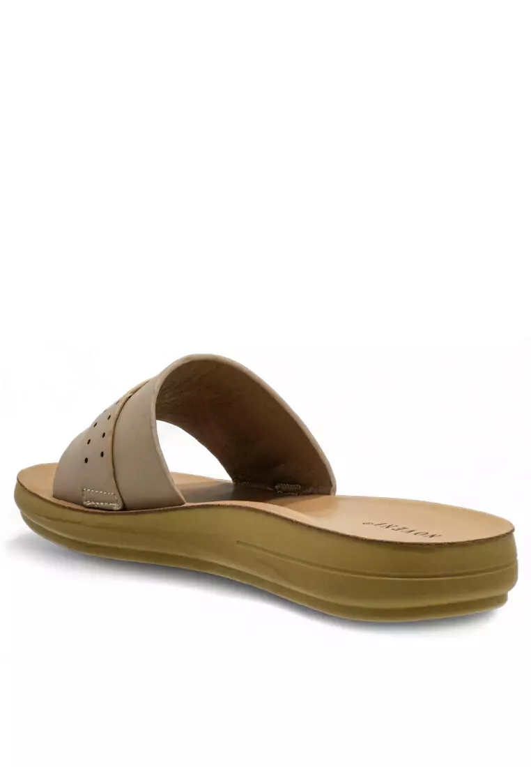 Women Slip On Casual Sandals - 240370219
