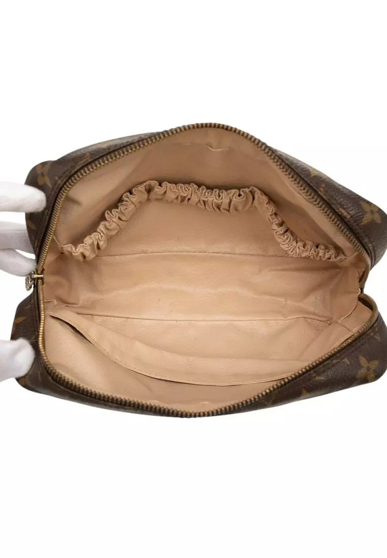 Pre-Loved Louis Vuitton Monogram Trousse Toilette 23