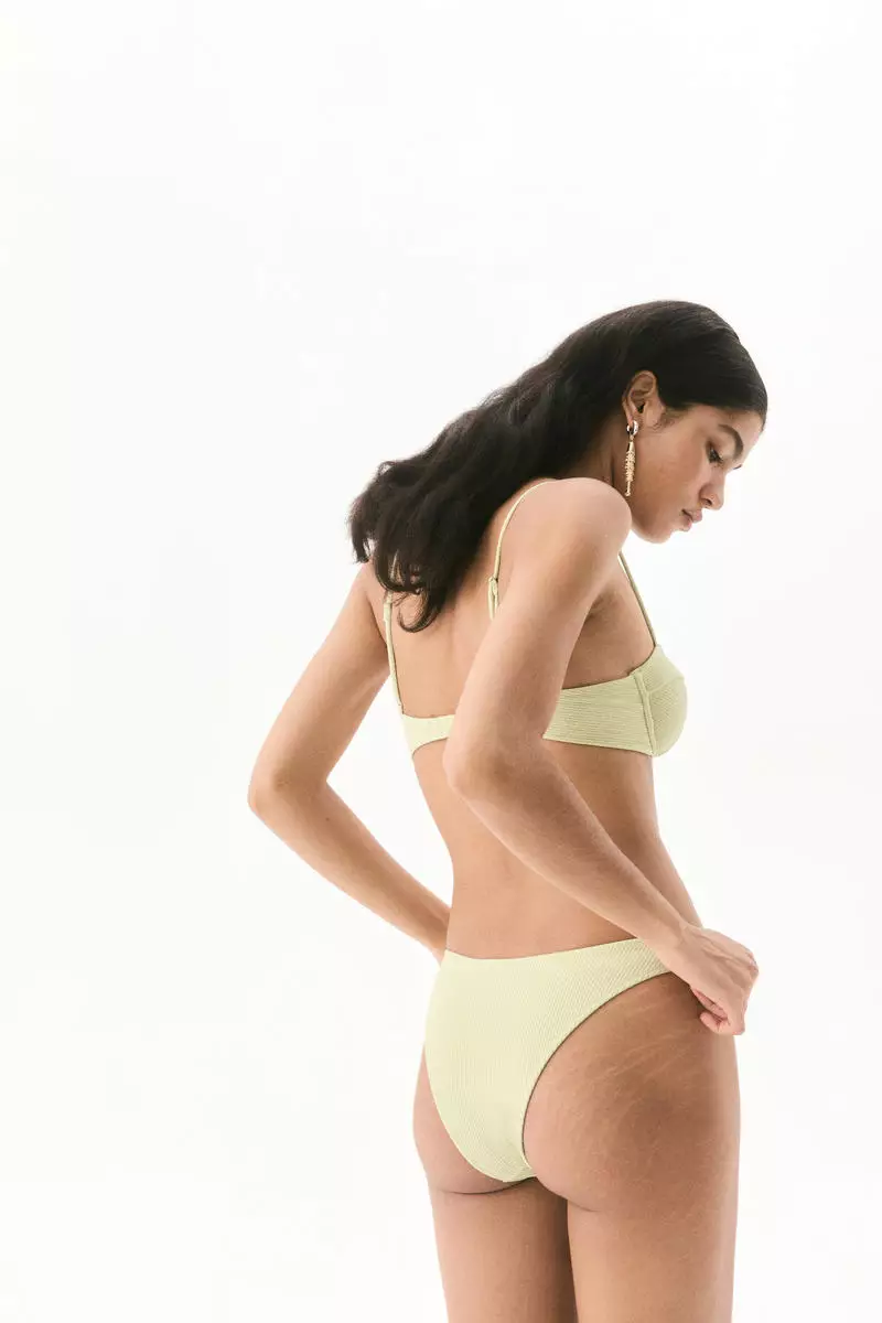 Cheeky bikini bottoms