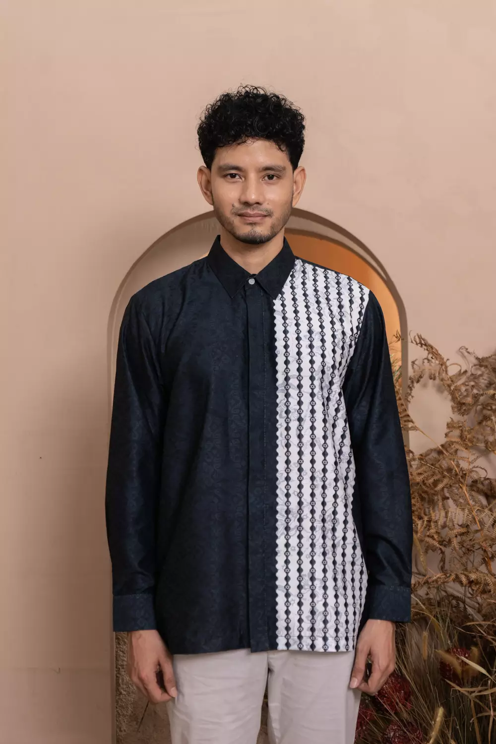 Klamby - Semantik Long Shirt Men Raven Light