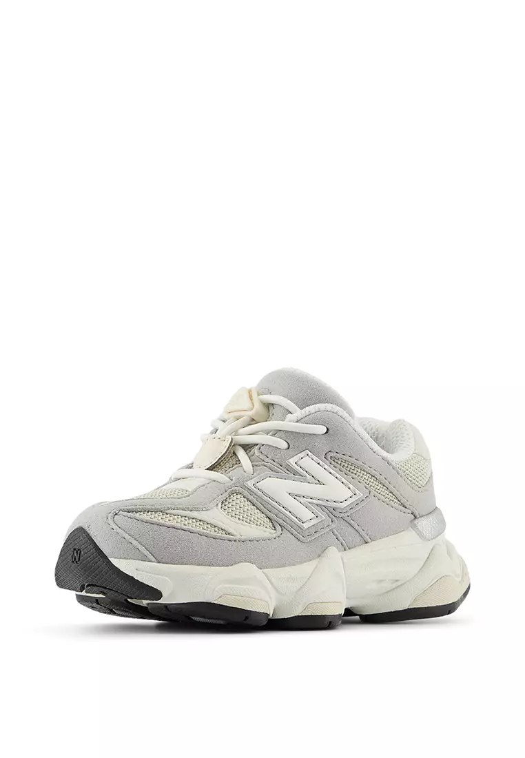 9060 Classic Lifestyle Shoes