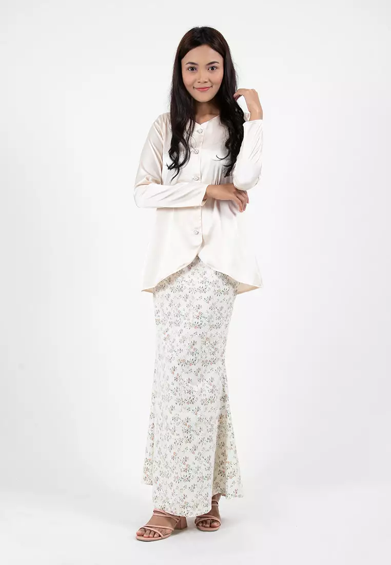 Forest x Hatta Dolmat Ladies Satin Floral Pattern Woven Baju Kurung - 885066-15Beige