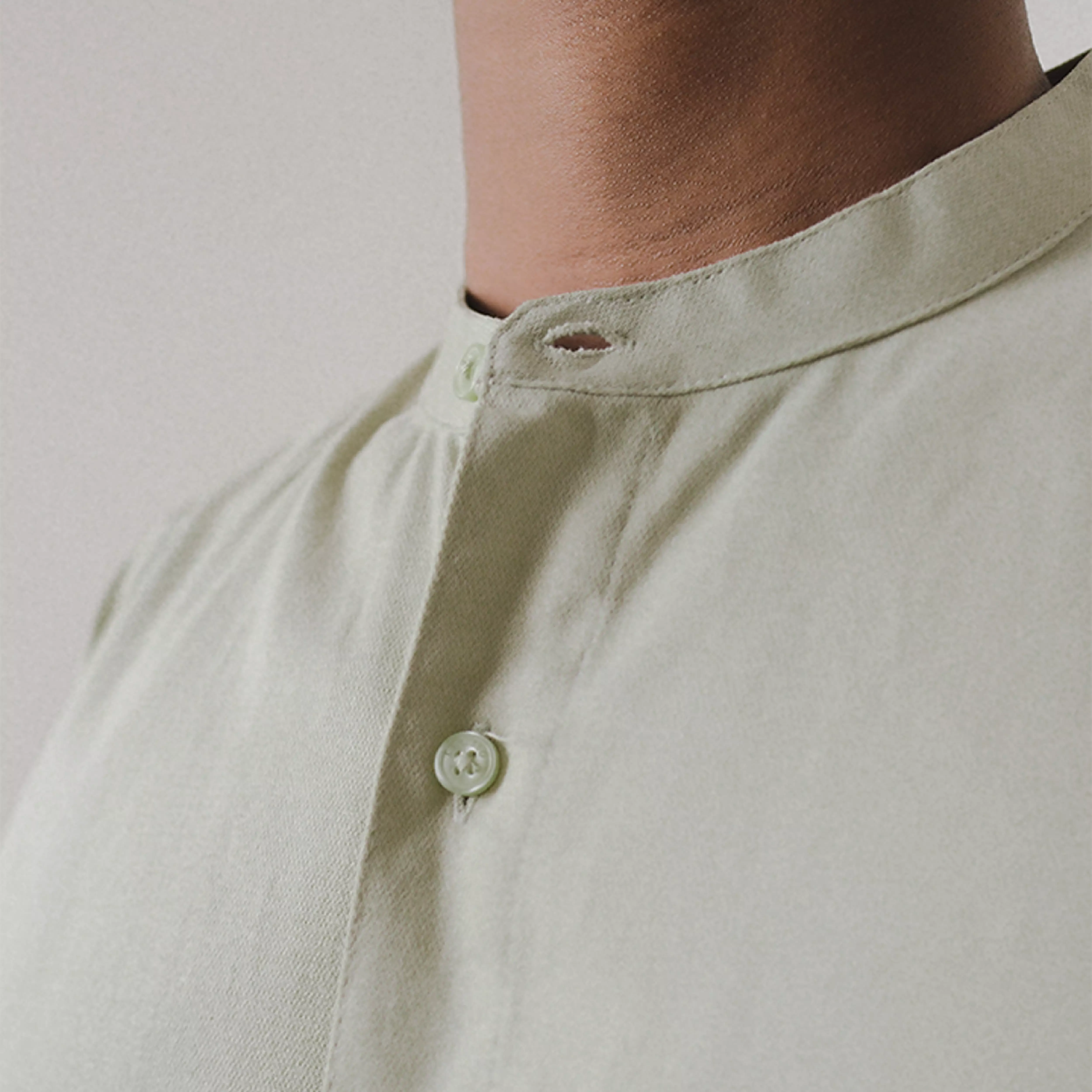 LARUSSO X Rizky Ridho - Form + Focus - Big Size Koko Ultra Soft Lengan Pendek - Artichoke Green