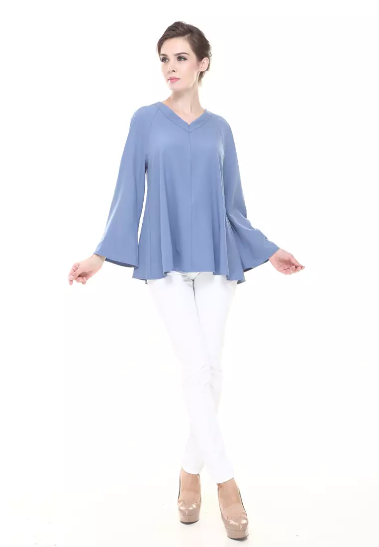 Vivi Top in Dusty Blue