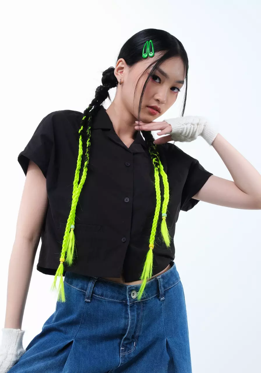 Kemeja Crop Wanita Kazura Black