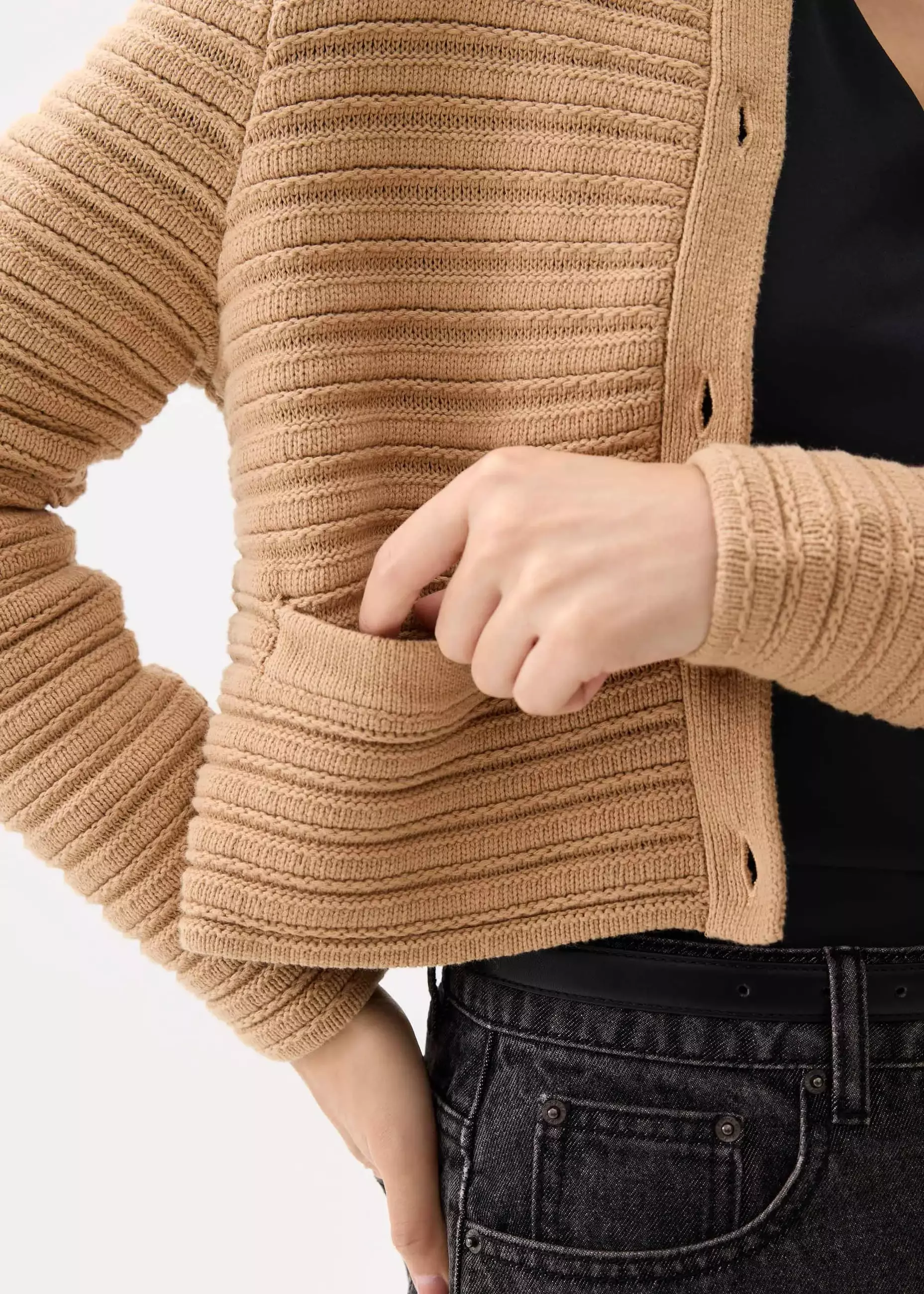 Cardigan Wanita - Kiara Shoulder Padded Crop Knit Cardigan