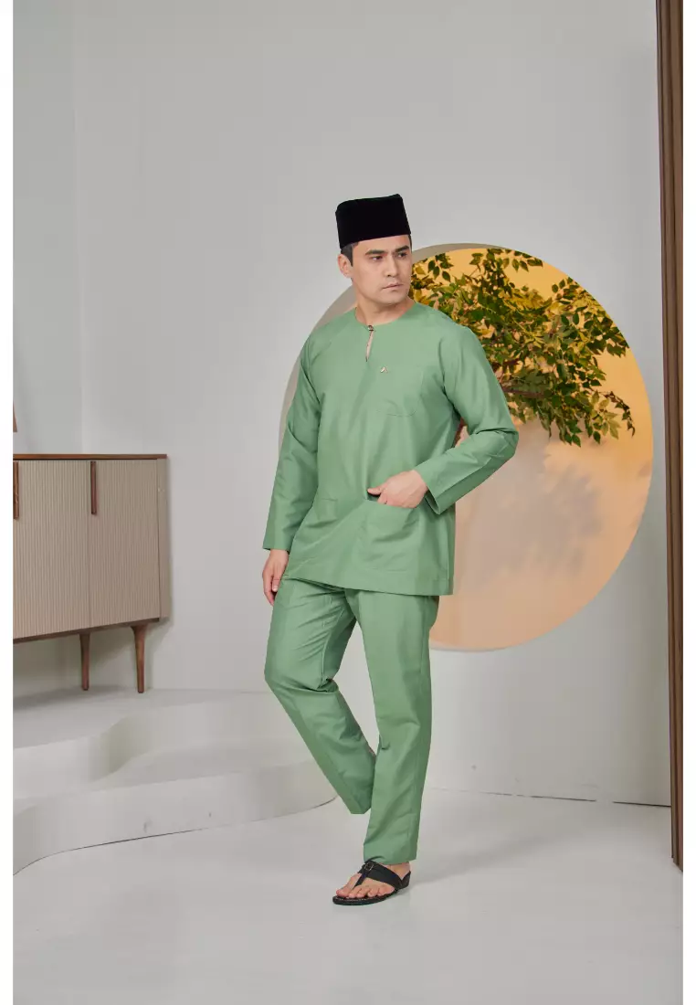 Baju Melayu Teluk Belanga