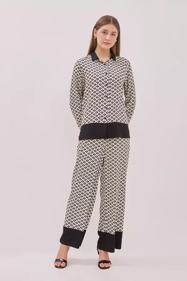 MINIMAL - Saviana - Geometric Printed Shirt  - Black Colour Black