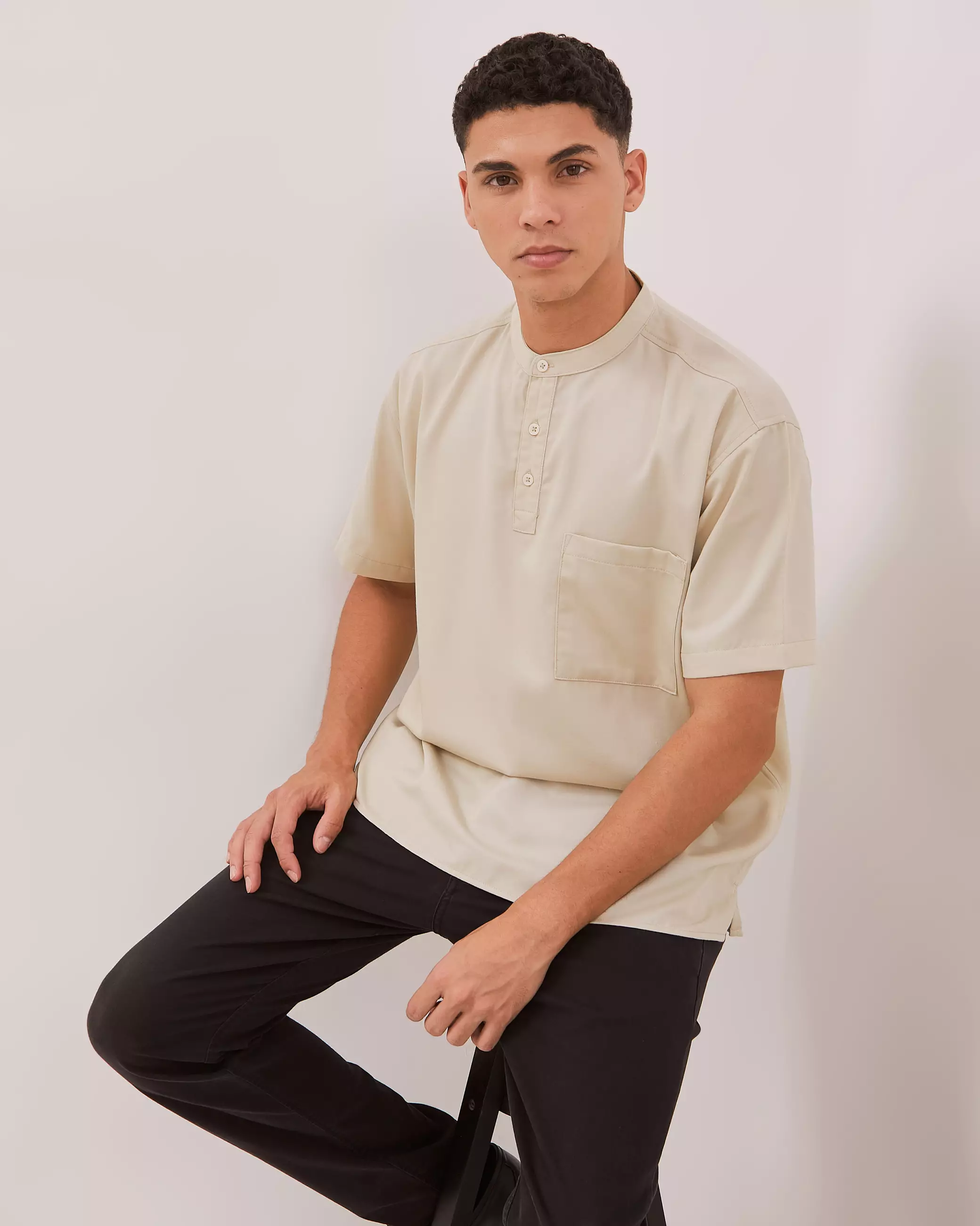 AMK Kemeja Koko Pria Lengan Pendek KK BB Mali Ss Beige