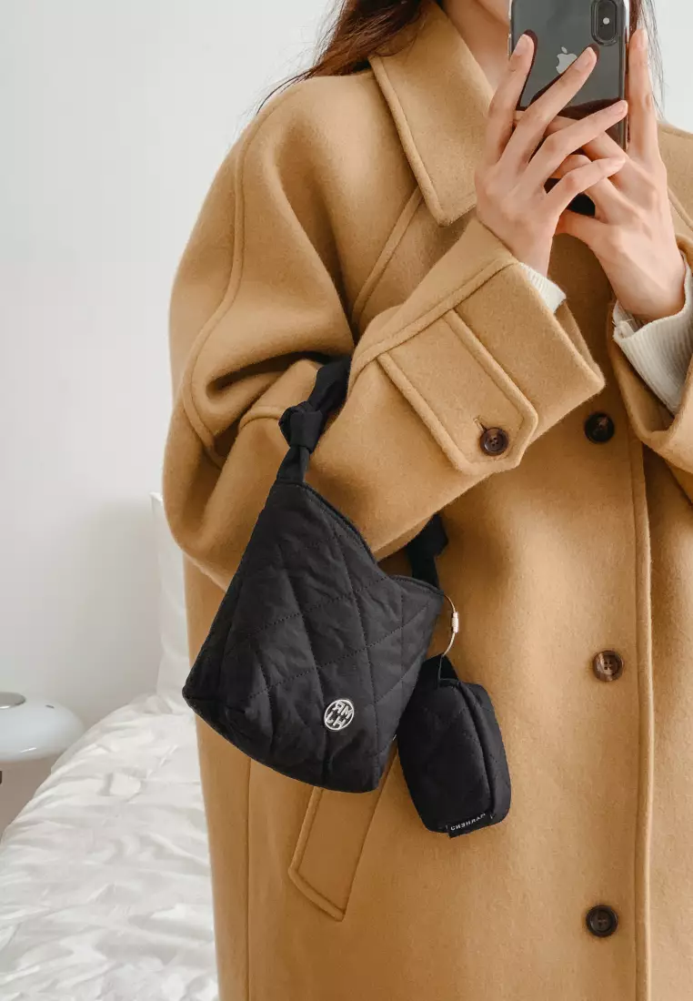 HOLLY Q SET Nylon Crossbody Bag Black