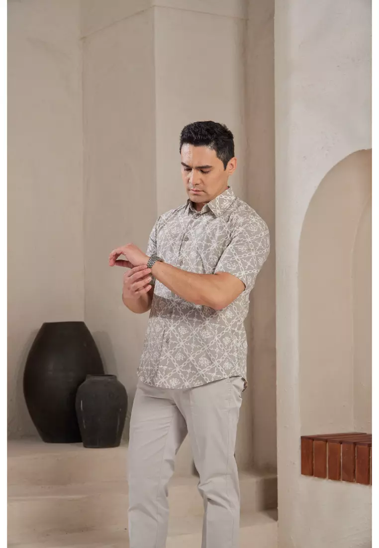 Kemeja Batik Moden