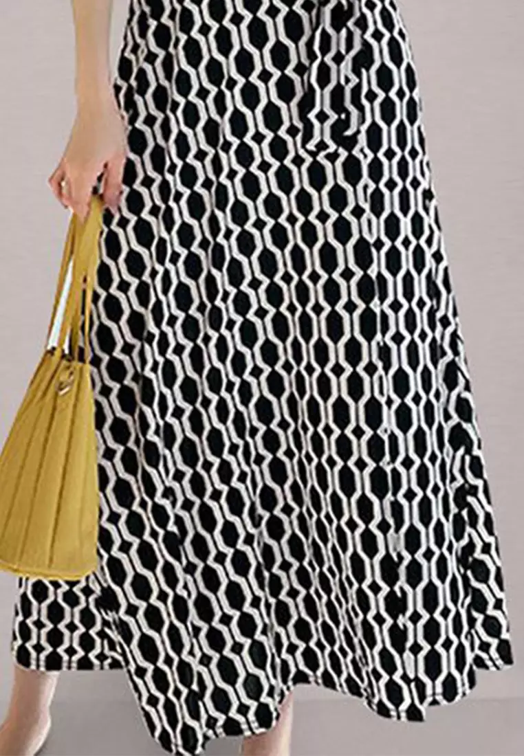 2025 S/S 優雅復古V領半袖繫帶收腰幾何圖案迷笛裙 A23022423