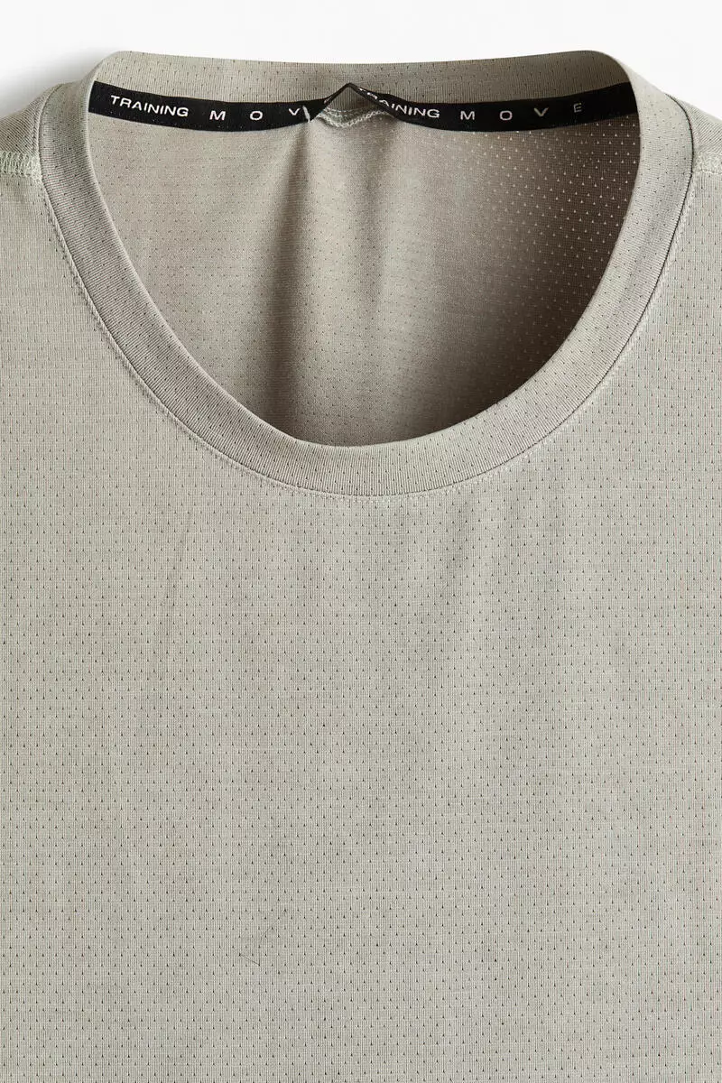 Regular Fit Sports vest top with DryMove™