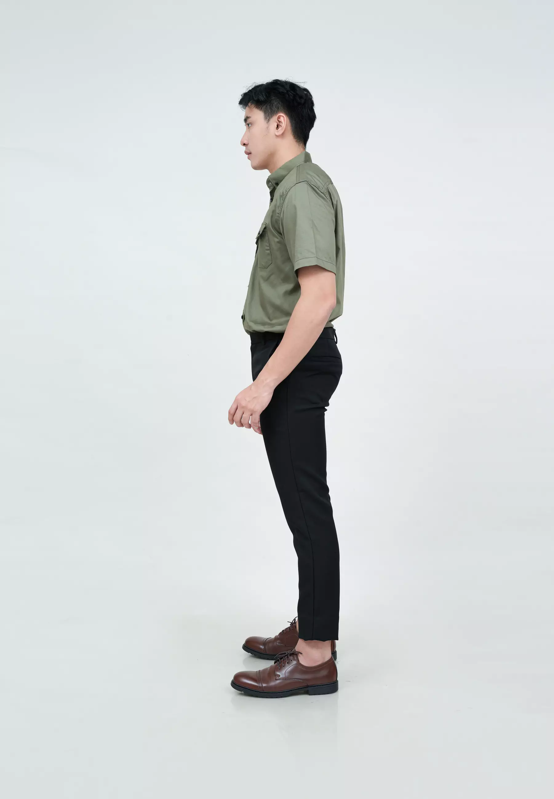 Houseofcuff Kemeja Lengan Pendek Pria Slim Fit Double Pocket Army