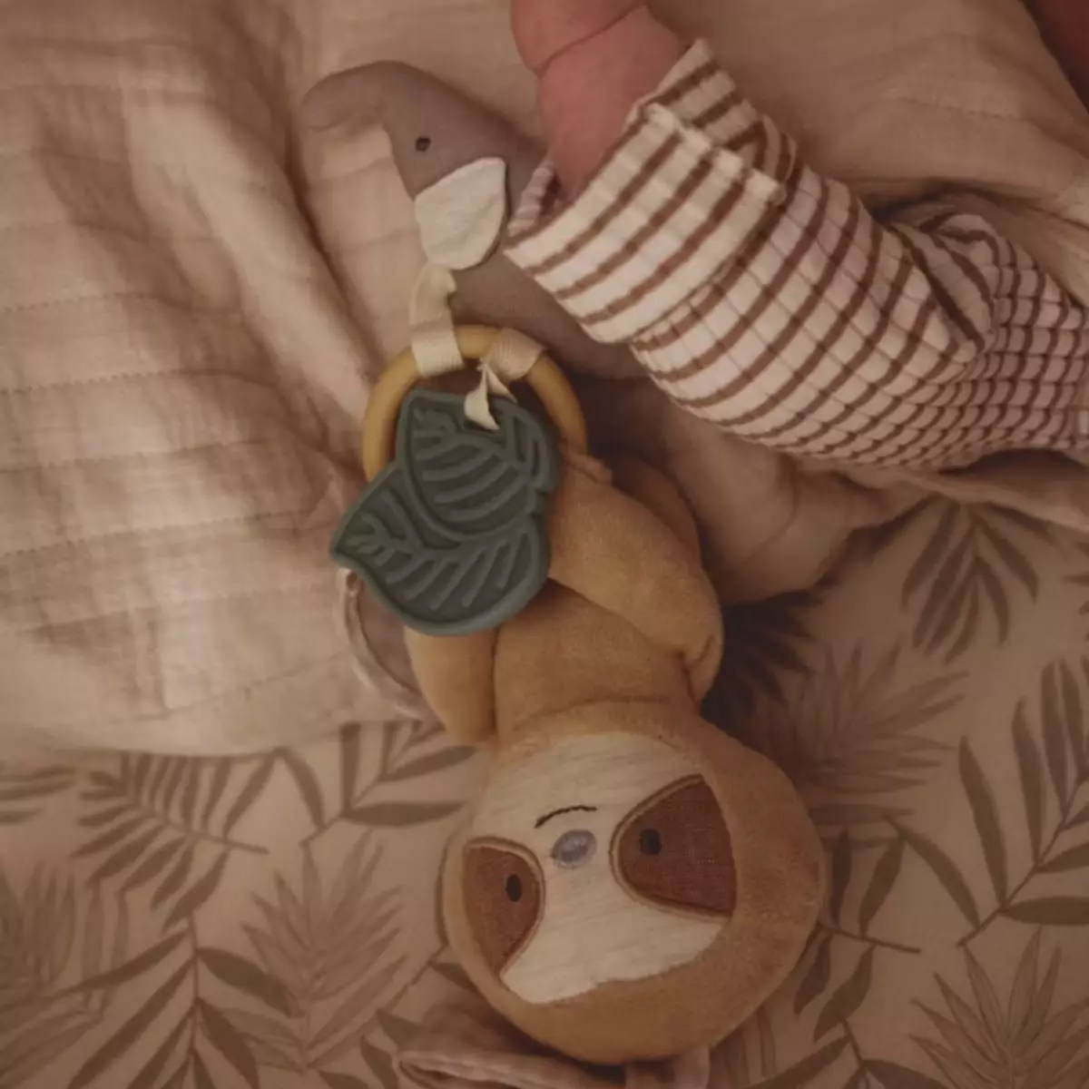 Mothercare Activity Toy Sloth - Mainan Edukasi Interaktif Bayi