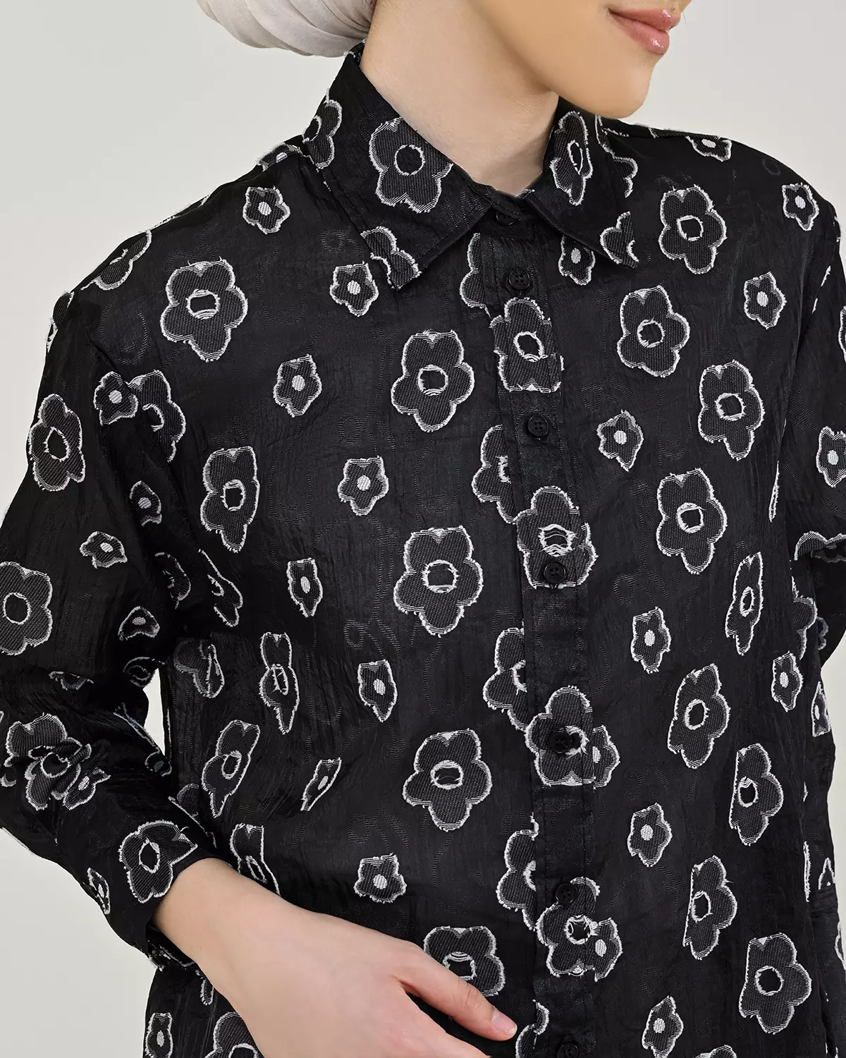 Geulis.id LIBBY SHIRT - Black