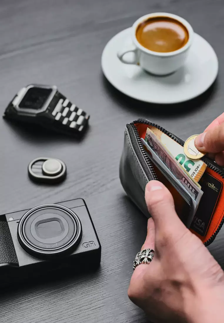 Alpaka Zip Card Pouch - Axoflux Grey