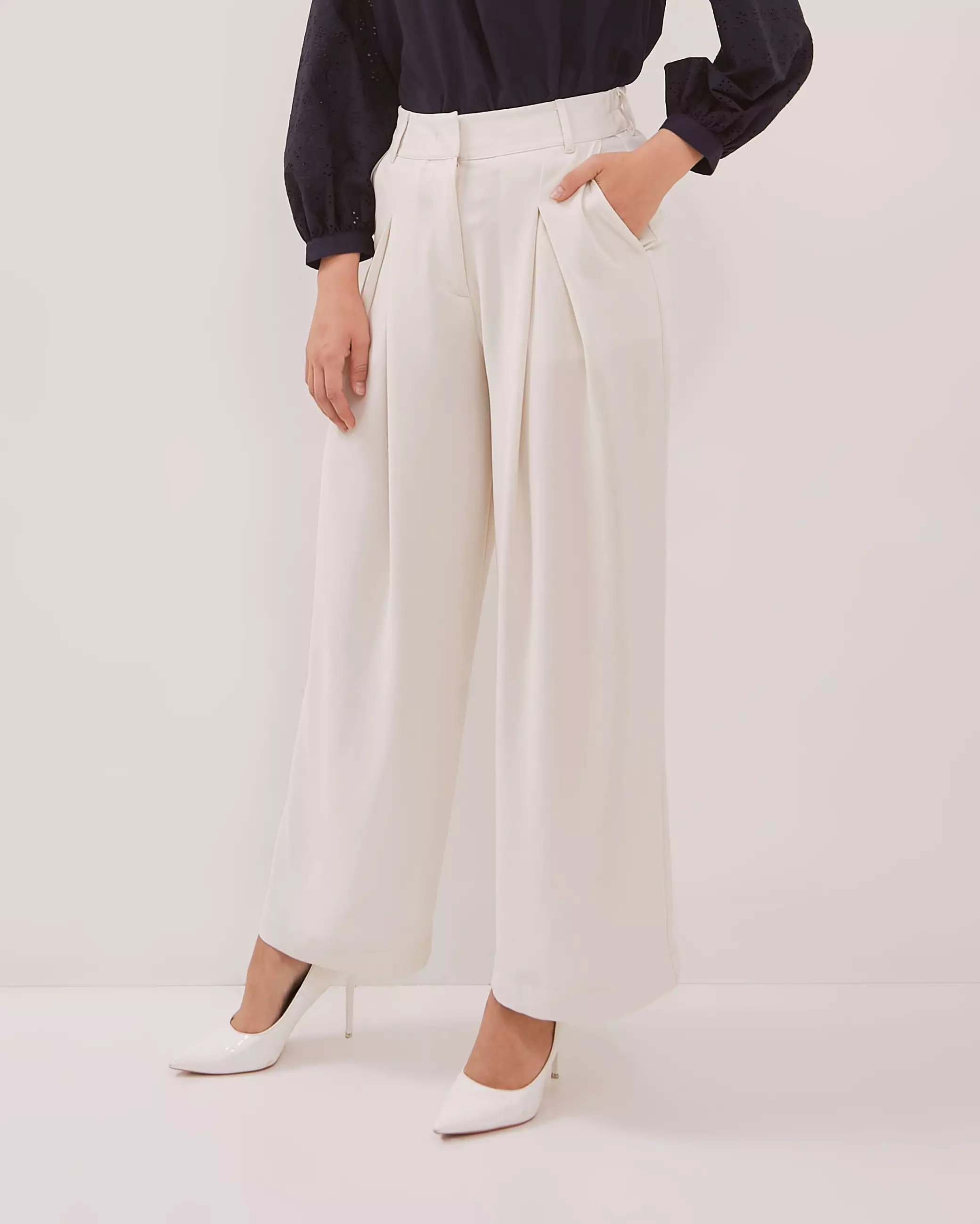 Urban Exchange Abigail Off-white Pants / Bawahan Celana Panjang Kasual Warna Off-white