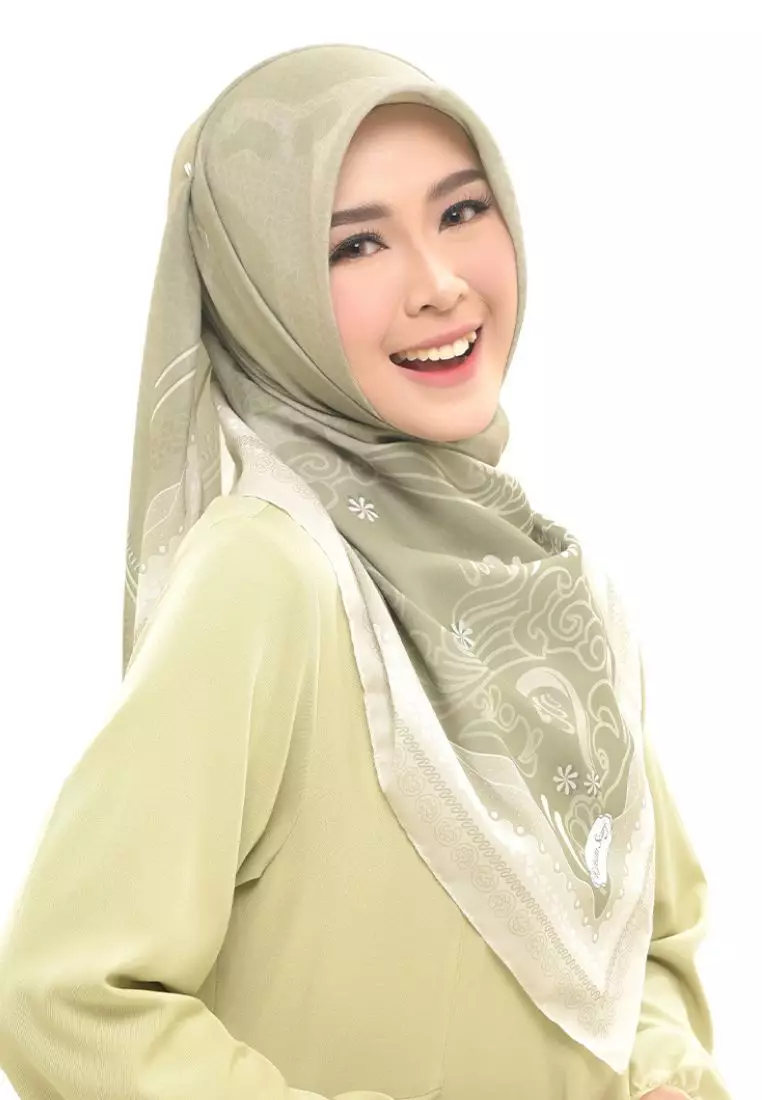 Rabbani - Kerudung Segi Empat Motif Tetra Fazluna AL - Olive Grey
