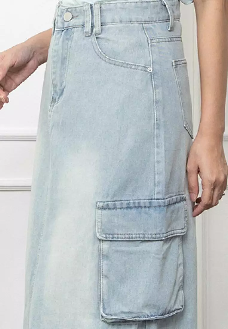 Zreya Midi Skirt Cargo in Light Blue