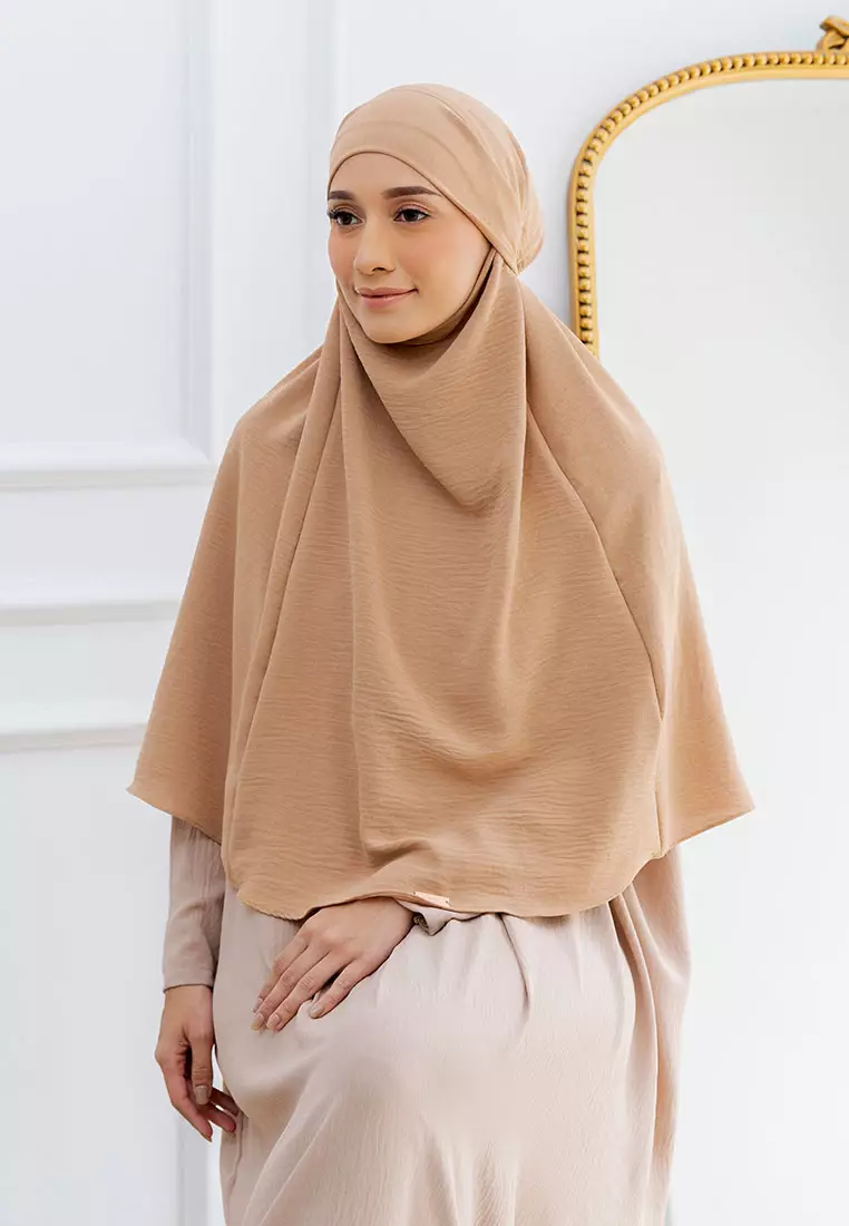Halima French Khimar Caramel