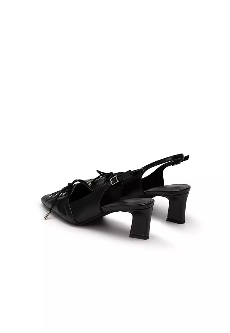 SLINGBACK HEEL PUMP WITH SHOE LACE