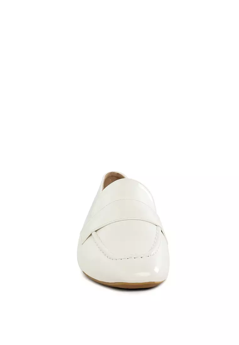 Flat Heel Loafers In Off White