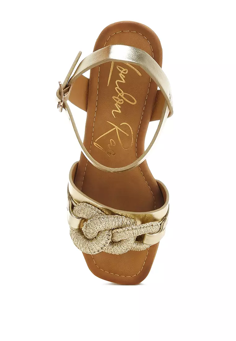 Chain Link Detail Wedge Sandals in Gold