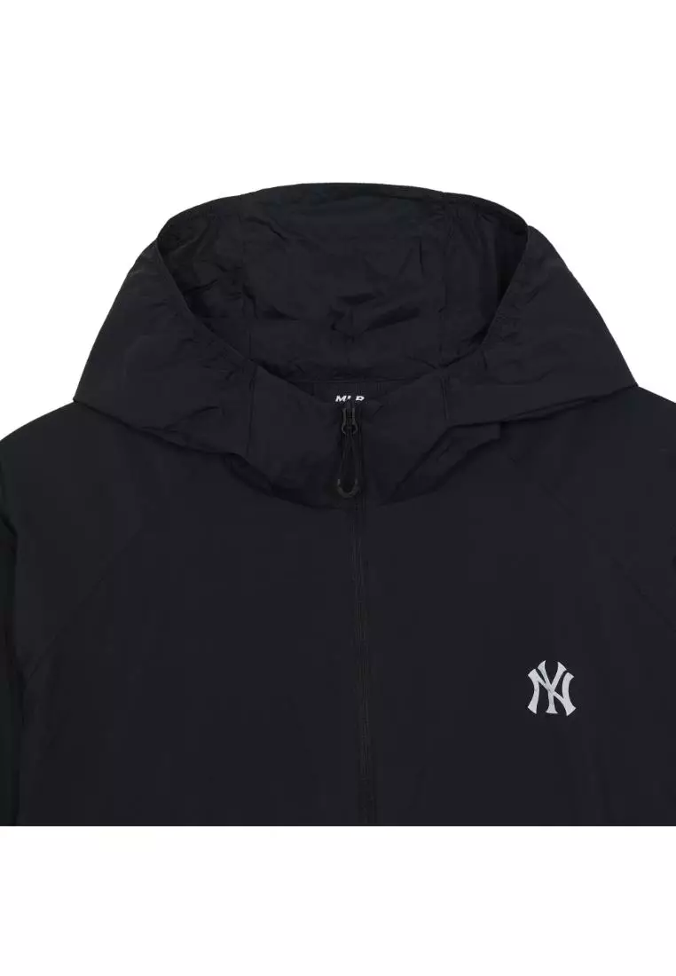 GORPCORE LIGHT WEIGHT PACKABLE WINDBREAKER NEW YORK YANKEES