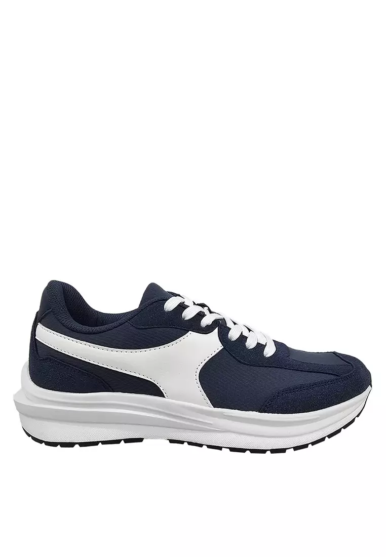 Discount on Step One  shoes - SKU: Men's Atlas Runner