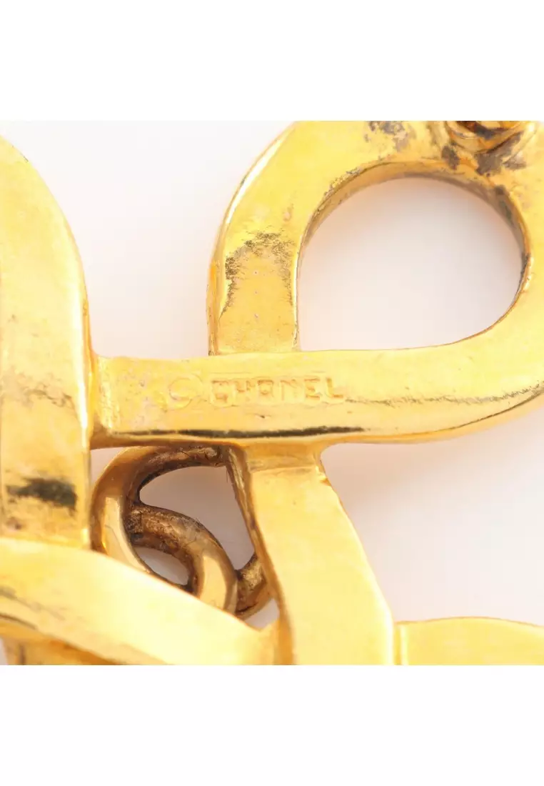 Pre-Loved Chanel coco mark brooch GP gold vintage