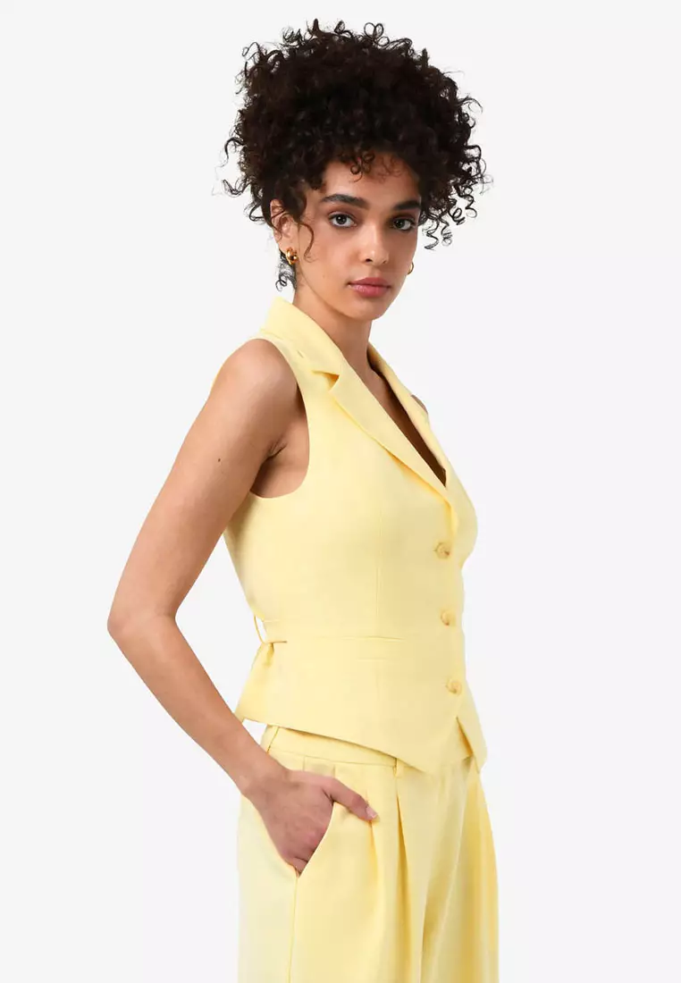 Amera Collared Vest