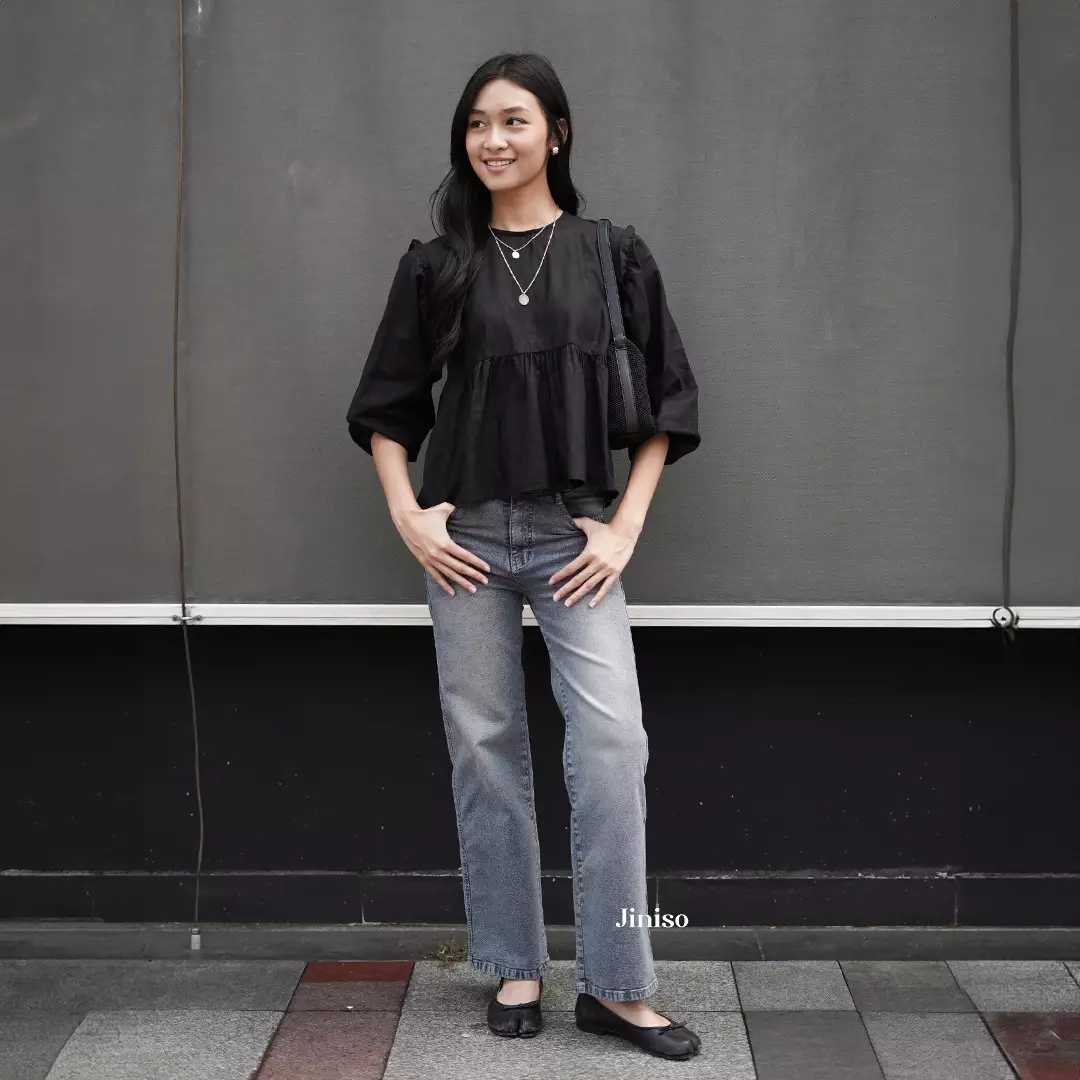 Highwaist Straight Jeans Loose Stretch 835 UNSEEN