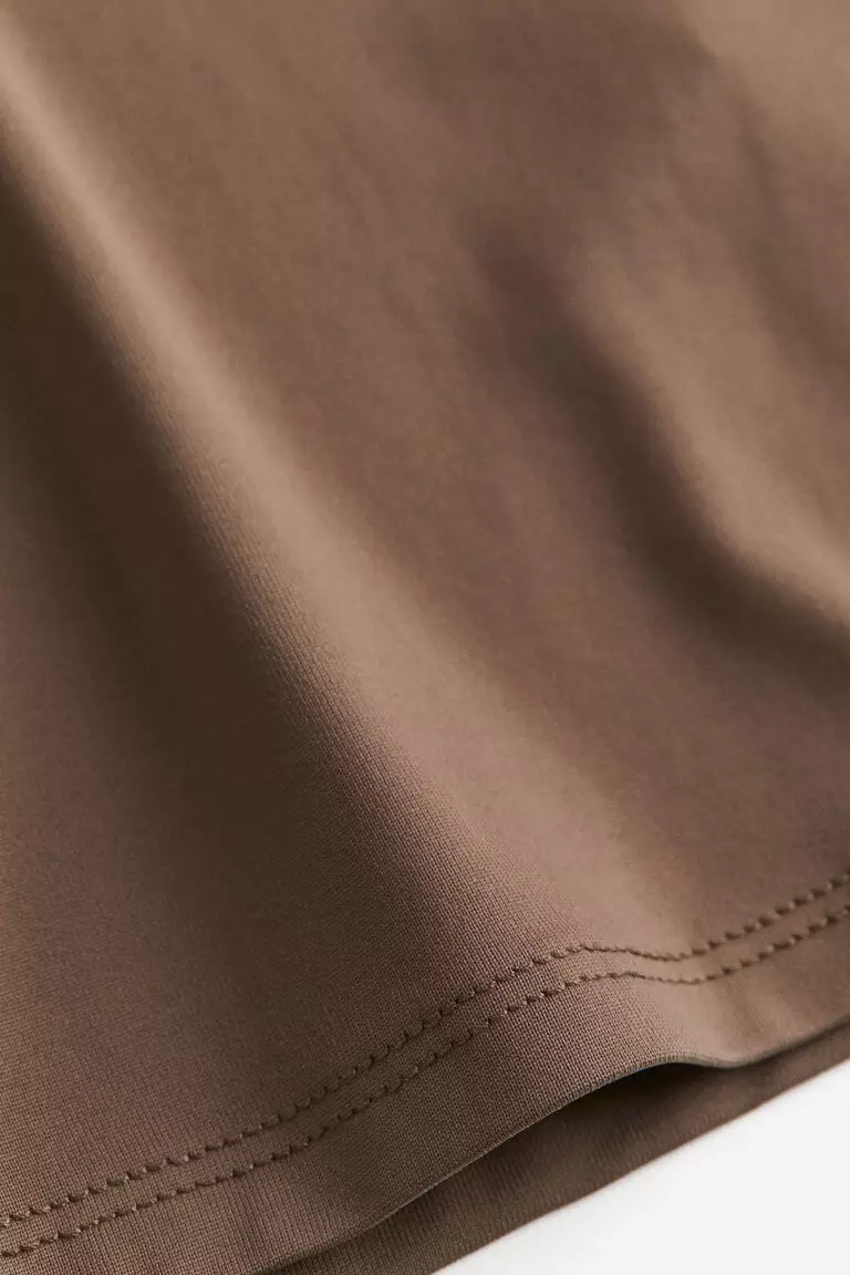 Fitted microfibre T-shirt