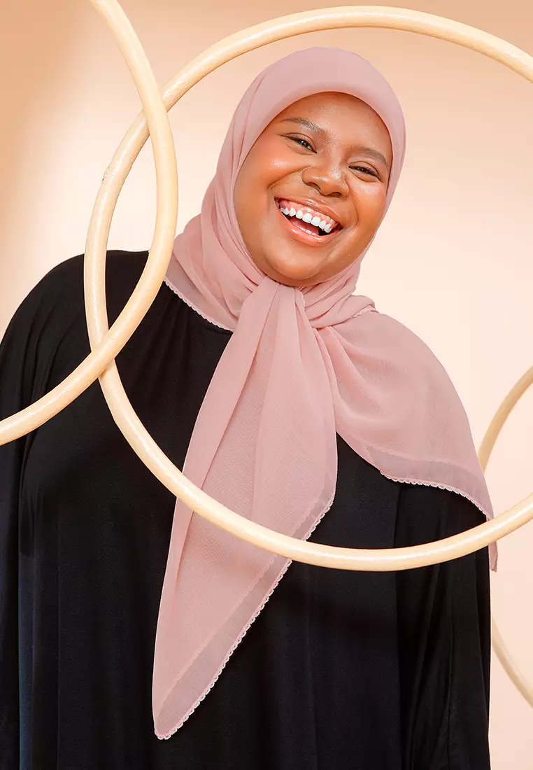 Paris Embroidery Signature Square (Lozy X Hamidah) Misty Rose