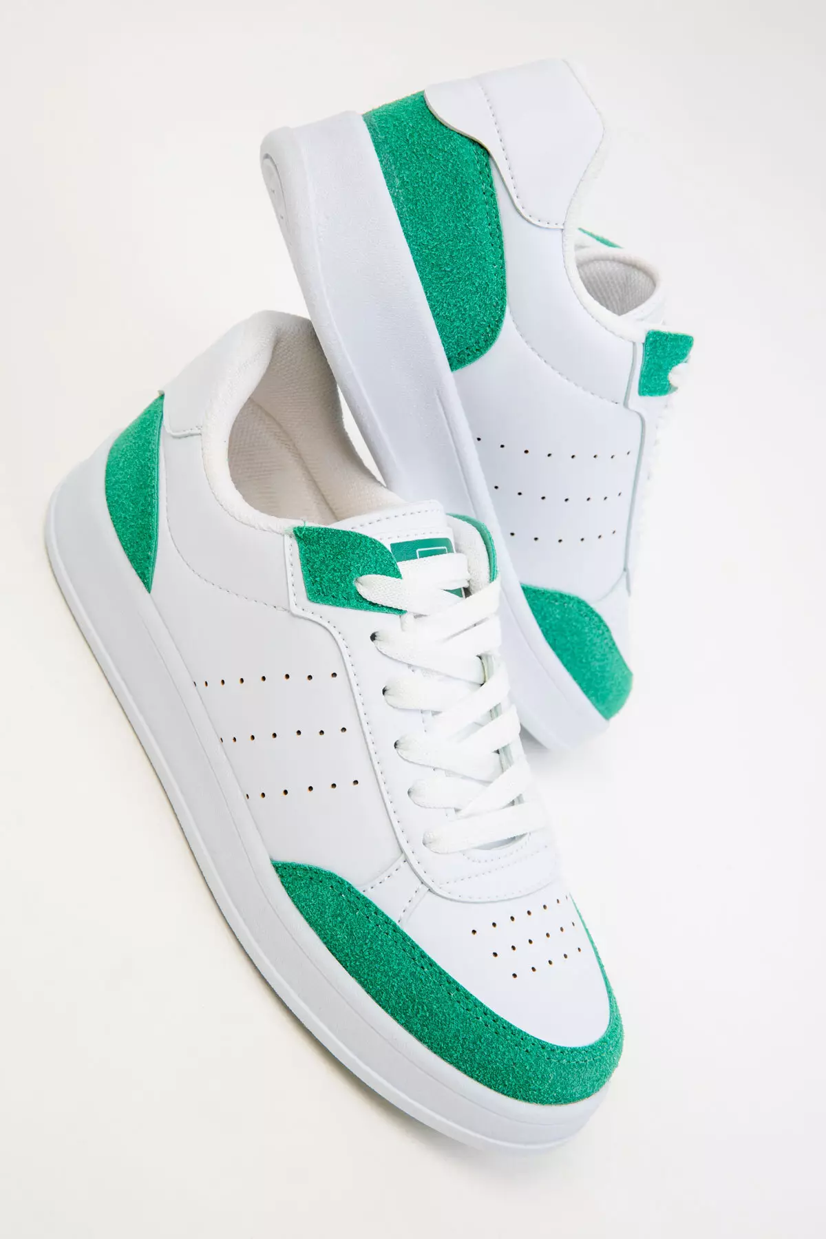 White-Green Women's Sneakers 20359