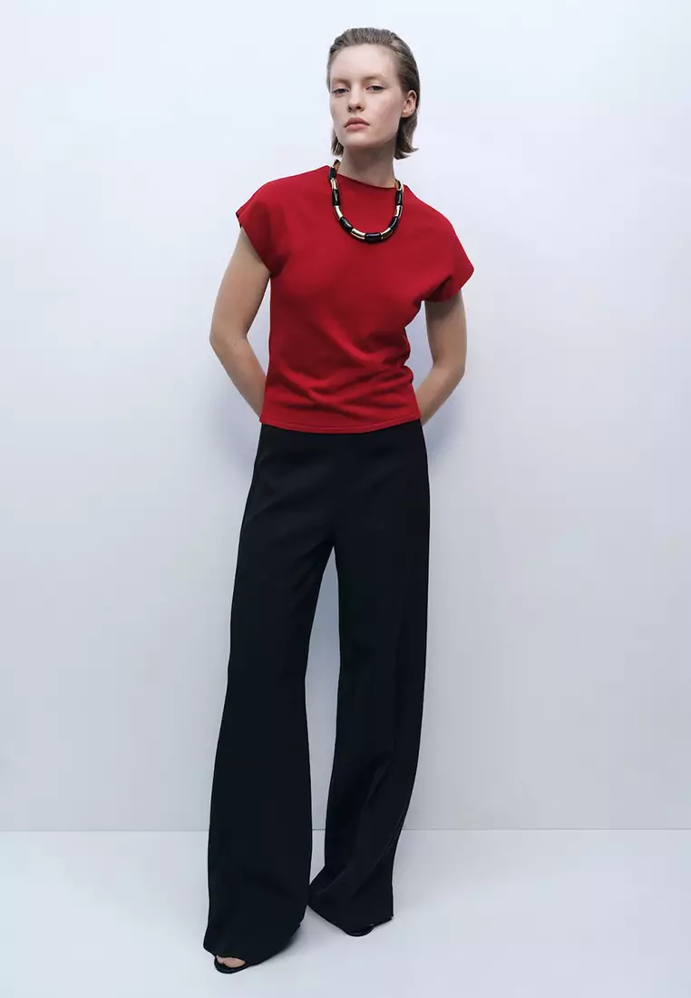 Sleeveless Fine Knit Sweater